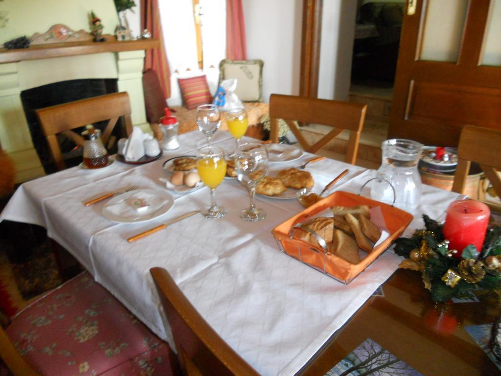 Sarafis Guesthouse Agios Lavrentios المظهر الخارجي الصورة